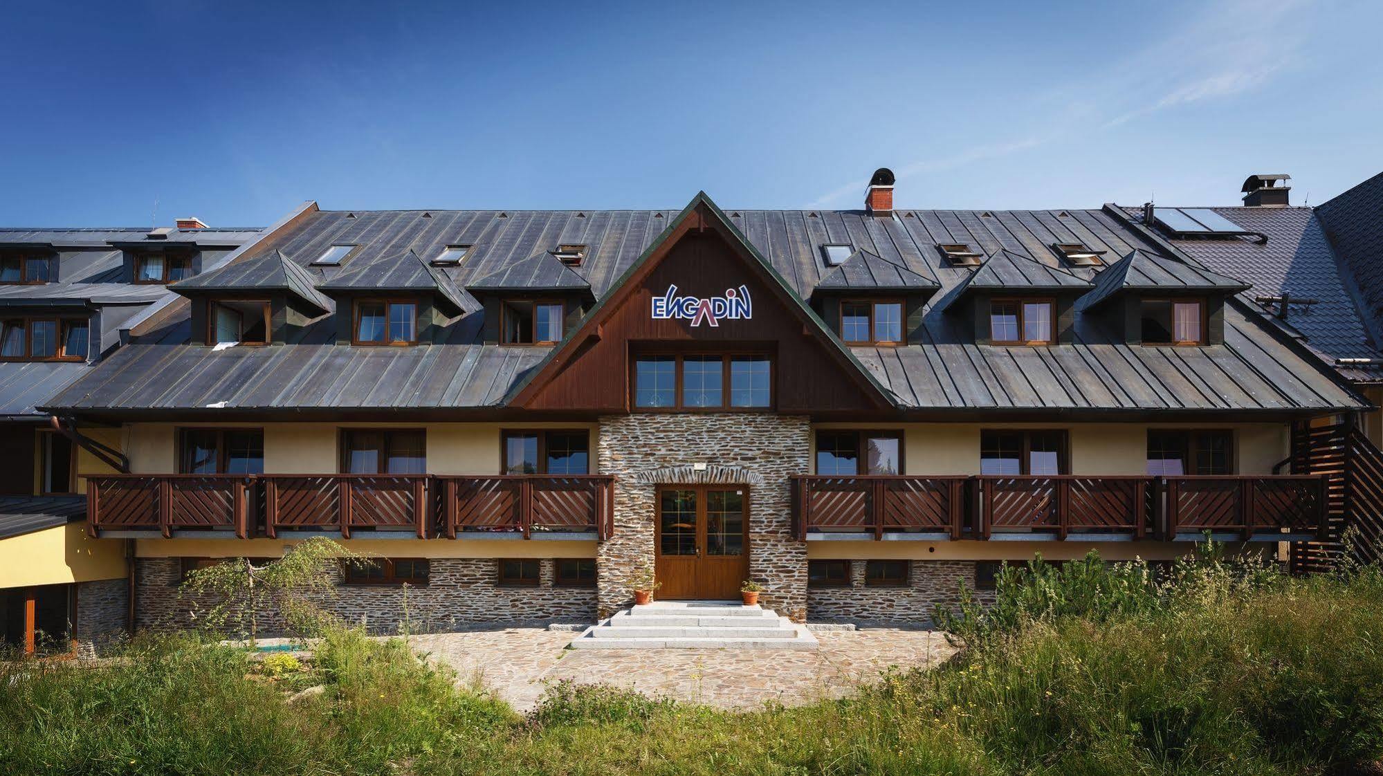 Apartmany Engadin Boží Dar Exteriör bild